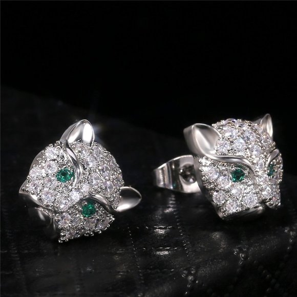 💞925 Sterling Plated Shiny Crystal Sparkling Stud Earrings for UNVN12448 - Picture 4 of 8
